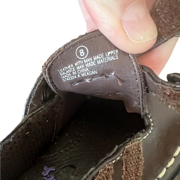 Buster Brown Megan style little girls shoes in size 8. Leather and never worn - Picture 6 of 9